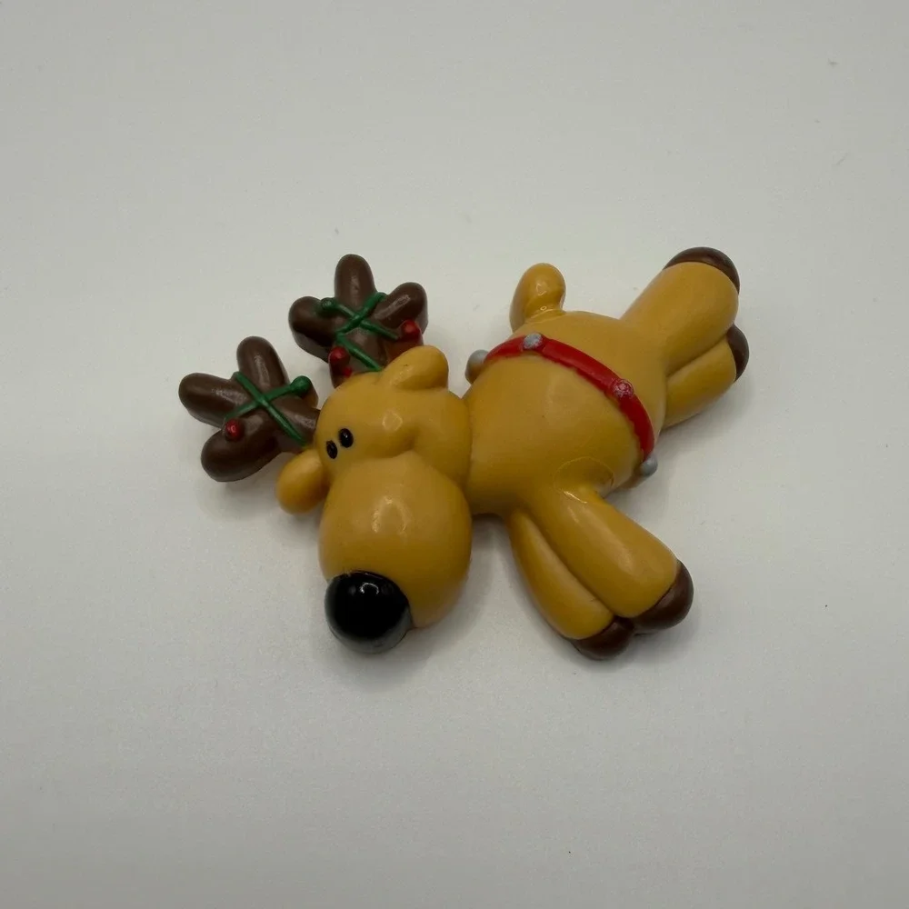 Vintage Russ Berrie Reindeer Pin Christmas Brooch Brown Tan Red Holiday Jewelry